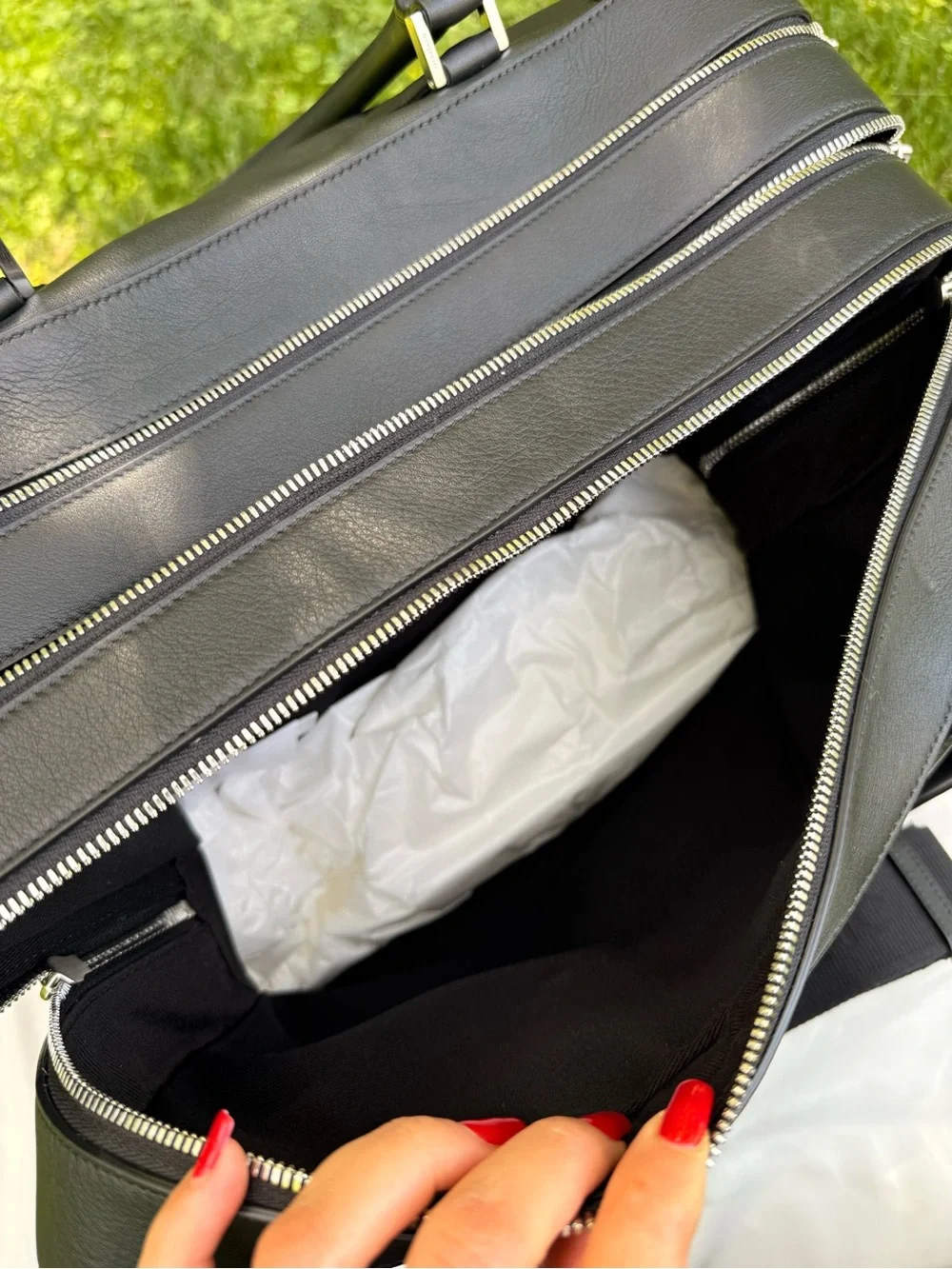 $3300 Ferragamo Star Shaped Leather Tote Briefcase Black Italy STORE DISPLAY